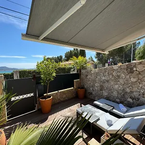 Confortable T2 Vue Avec Terrasse Amenagee Et Parking Prive, Et Port A Pied Apartment