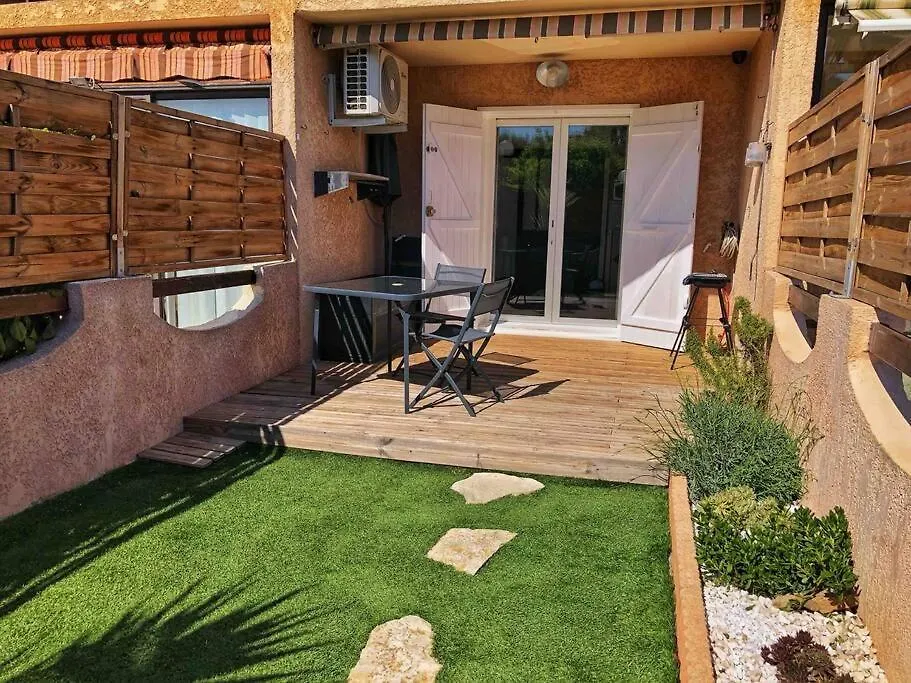 Rez De Jardin Climatise, Cosy, Avec Parking A Sanary - Les Amirantes Apartment France